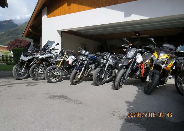 Apartmán Appartments Haus Hueber *