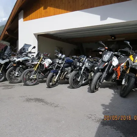 Apartmán Appartments Haus Hueber *